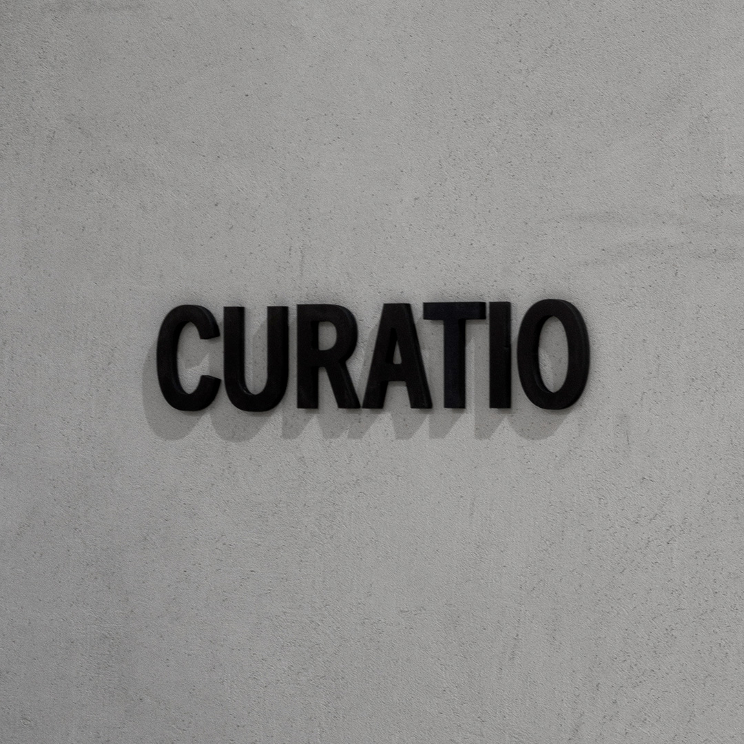 CURATIO: LA SIMBIOSI TRA ARTE E ABITARE